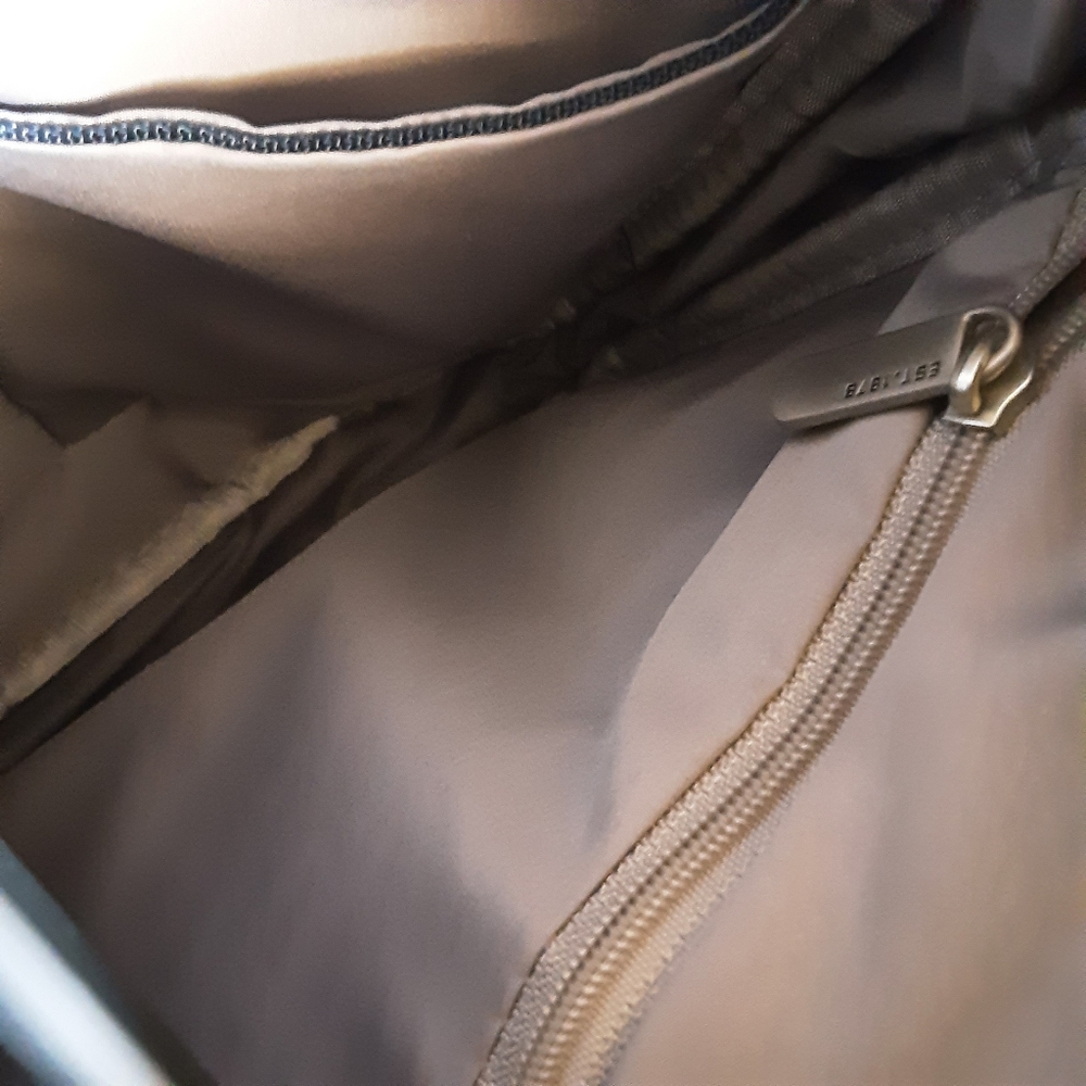 Travelon Navy Anti-Theft Crossbody Bag Classic East/West - Picture 8 of 11